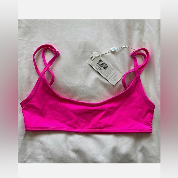 Frankies Bikinis 🩵 Bikini Top in Watermelon - Picture 8 of 8